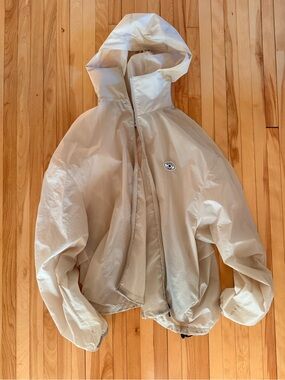Lightweight District Vision Hooded Women wind jacket
